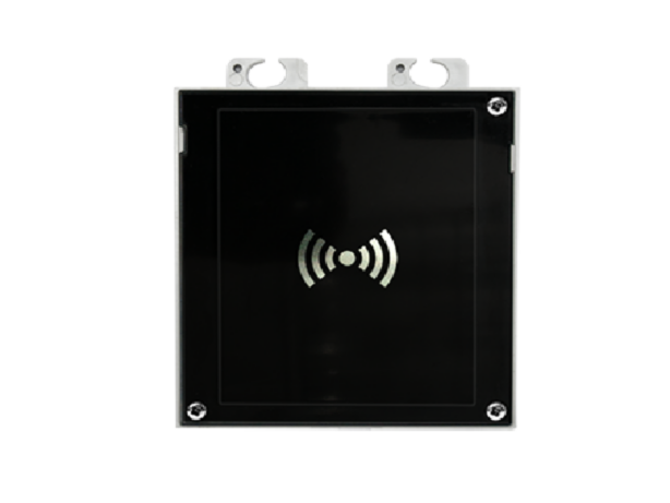 2N IP Verso - 13.56MHz secured RFID kaardilugeja, NFC valmidus